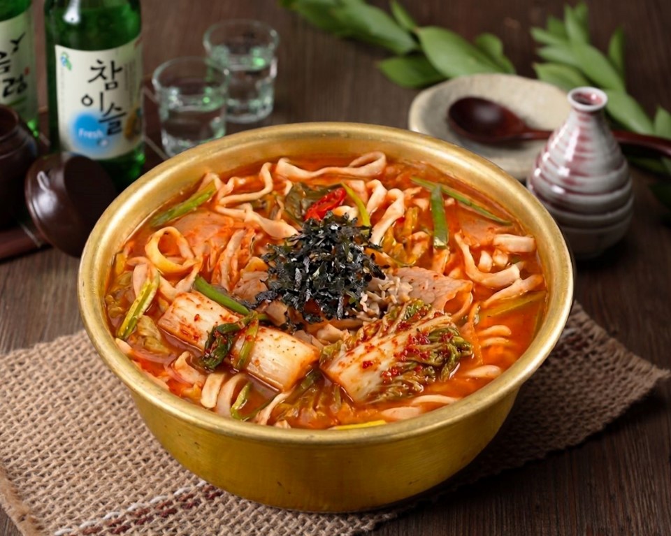 김치칼국수